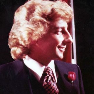 Barry Manilow