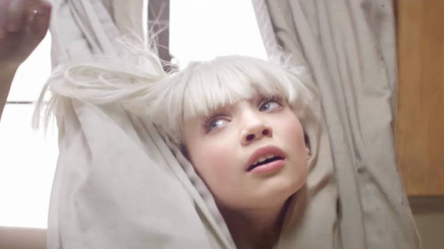 Meaning Of Chandelier By Sia, What Does Swing From The Chandelier Mean
