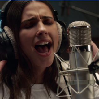 Naomi Scott