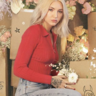Julia Michaels