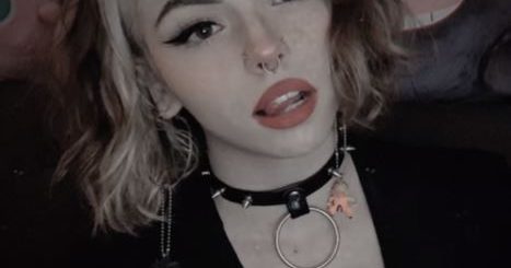 E-GIRLS ARE RUINING MY LIFE! by Corpse